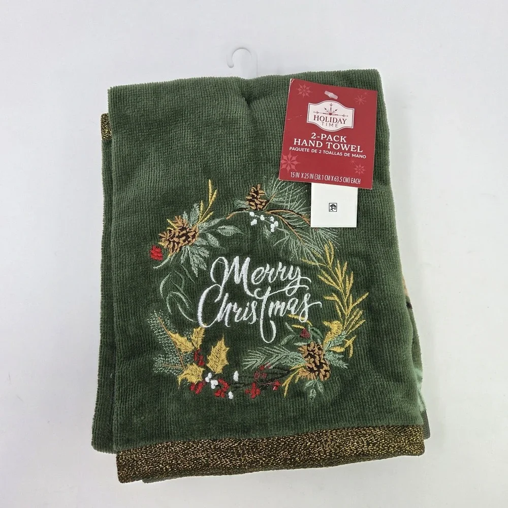 Holiday Time Set of‎ 2 Christmas Wreath Decorative Fingertip Towels NWT